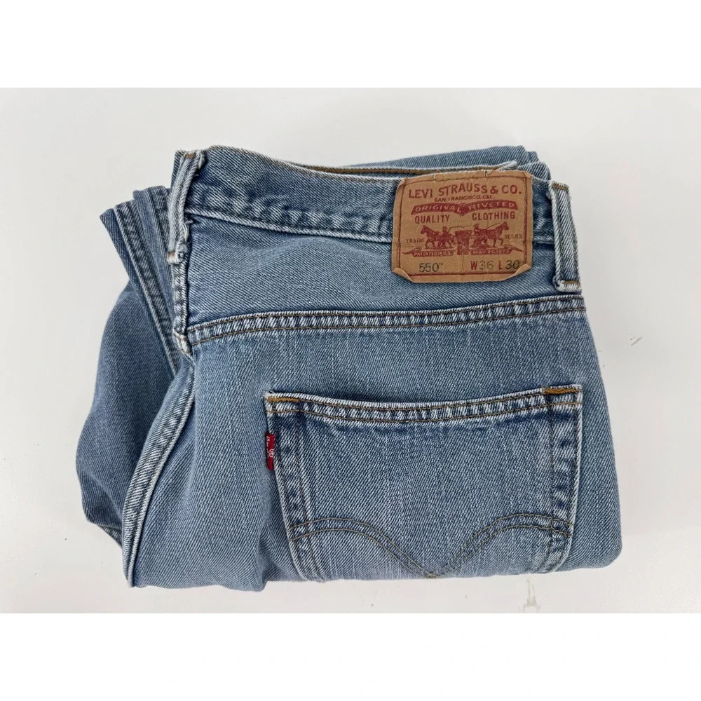 Levi 550 Jeans 36x30 Mens‎ Relaxed Fit Jeans Mens Blue Denim Light wash Pants